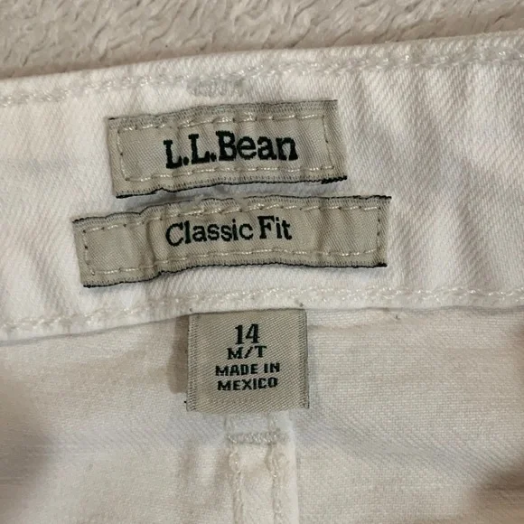 L.L. Bean Women's White Jeans - Picture 2 of 4